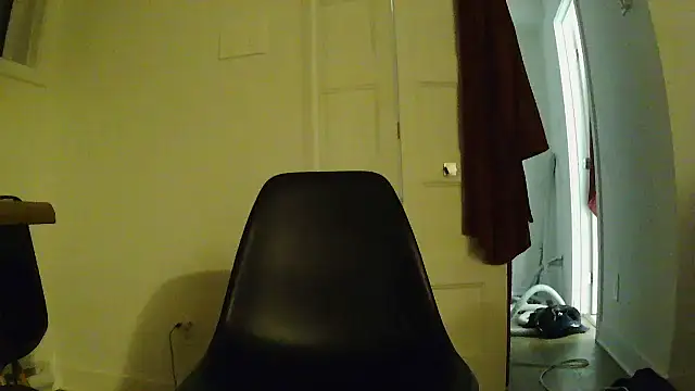 Snapshot of L0cKyseven77 chatting on 09.21.25 L0cKyseven77 online show from 09.21.25