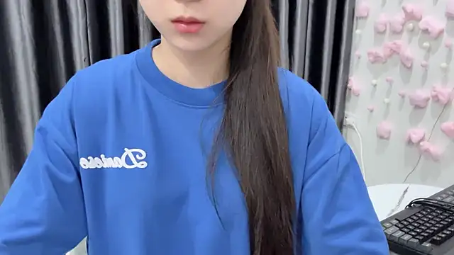 KaleAnisa online show from 07.17.26