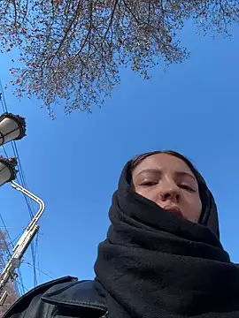 BabeRainbow online show from 01.03.25