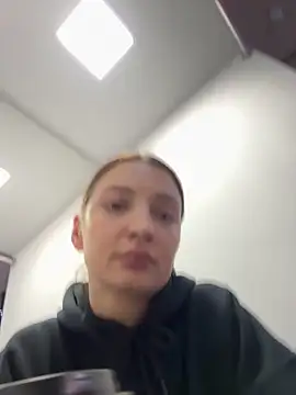 BabeRainbow online show from 01.07.25