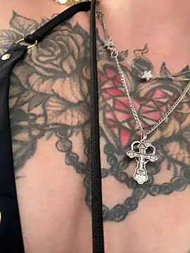 BabeRainbow online show from 01.22.25