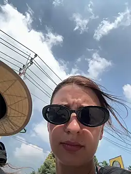 BabeRainbow online show from 01.24.25