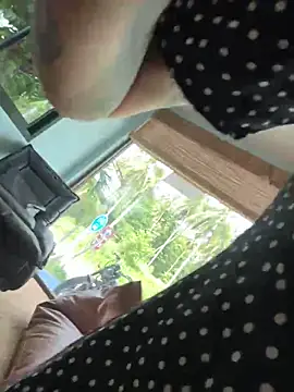 BabeRainbow online show from 01.27.25