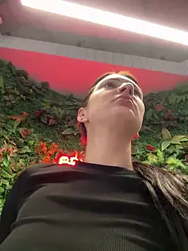 BabeRainbow online show from 03.13.25