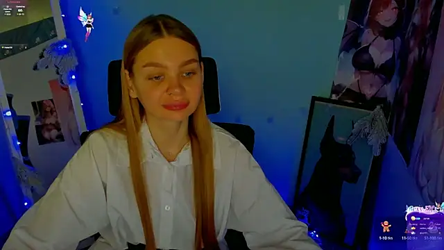 Snapshot of Molly_sweetie chatting on 12.18.24 Molly sweetie online show from 12.18.24