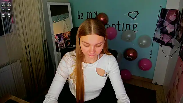 Snapshot of Molly_sweetie chatting on 02.20.25 Molly sweetie online show from 02.20.25
