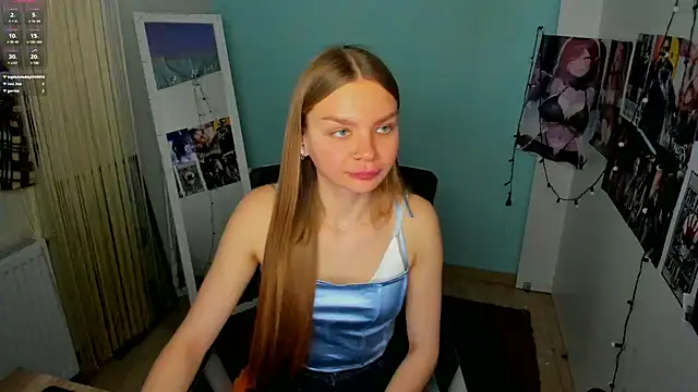 Snapshot of Molly_sweetie chatting on 03.15.25 Molly sweetie online show from 03.15.25