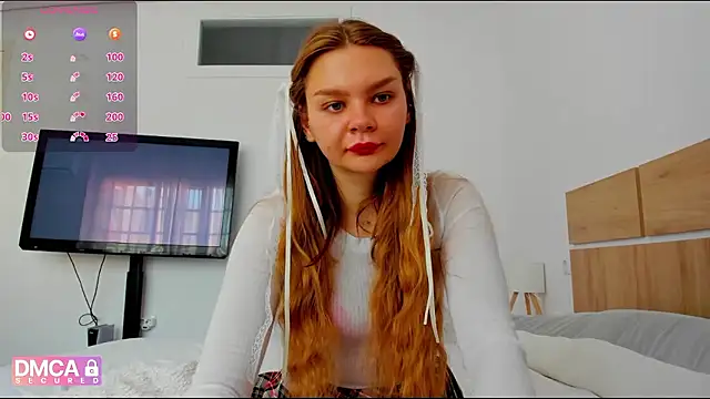 Snapshot of Molly_sweetie chatting on 04.27.26 Molly sweetie online show from 04.27.26