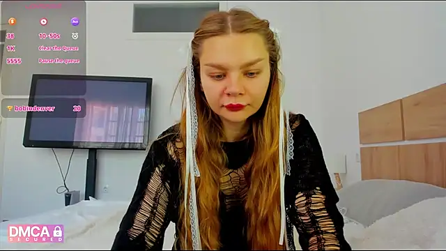 Snapshot of Molly_sweetie chatting on 05.12.26 Molly sweetie online show from 05.12.26