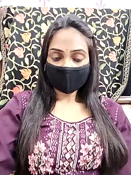 Yours-Bebo online show from 02.26.25