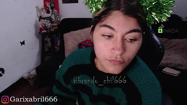 Snapshot of abril666 chatting on 12.27.24 abril666 online show from 12.27.24