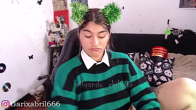 Snapshot of abril666 chatting on 12.27.24 abril666 online show from 12.27.24