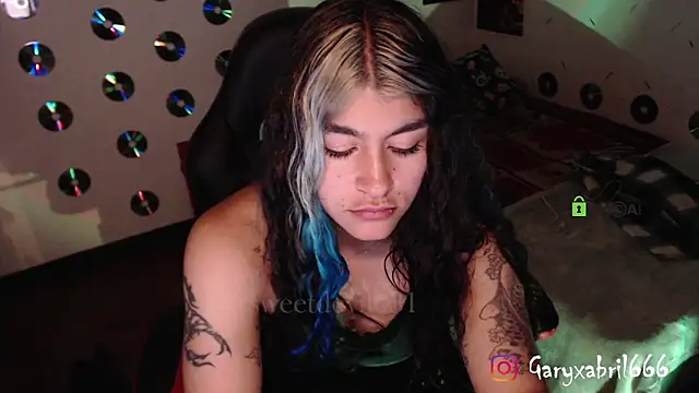 Snapshot of abril666 chatting on 02.01.25 abril666 online show from 02.01.25