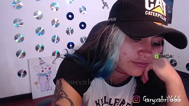 Snapshot of abril666 chatting on 03.17.25 abril666 online show from 03.17.25