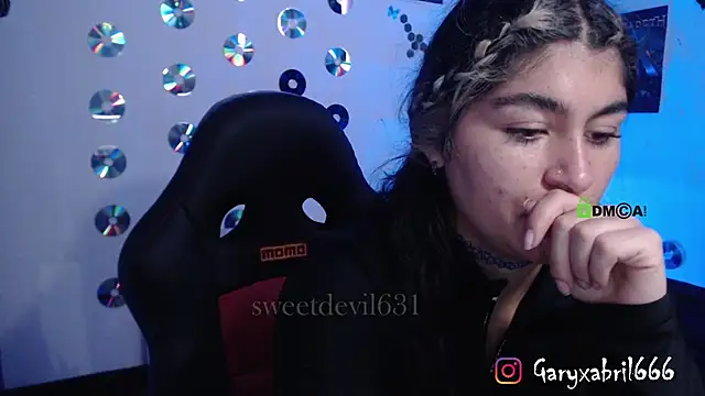 Snapshot of abril666 chatting on 03.19.25 abril666 online show from 03.19.25