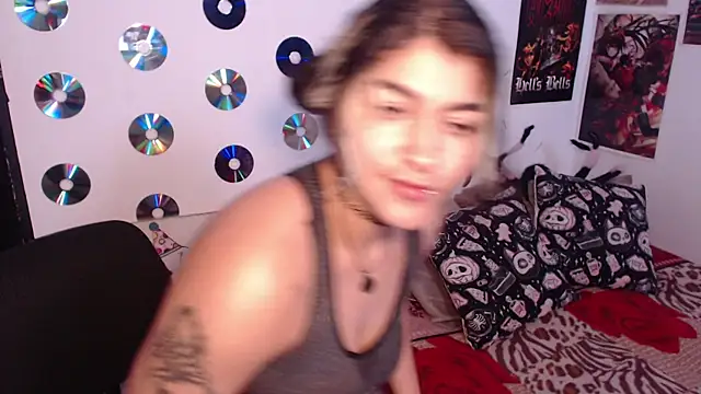 Snapshot of abril666 chatting on 10.11.25 abril666 online show from 10.11.25