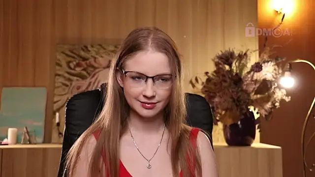 Snapshot of steffania- chatting on 02.20.25 steffania- online show from 02.20.25