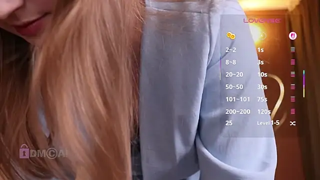 Snapshot of steffania- chatting on 09.20.25 steffania- online show from 09.20.25