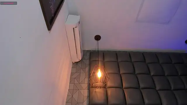 megan woll online show from 11.10.25