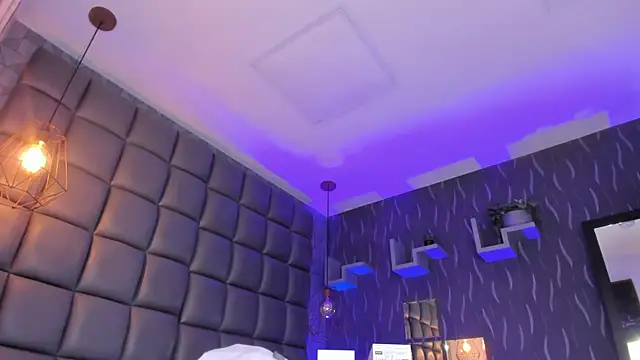 megan woll online show from 02.24.26