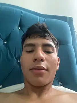 Leonarrrd 01 online show from 03.16.25