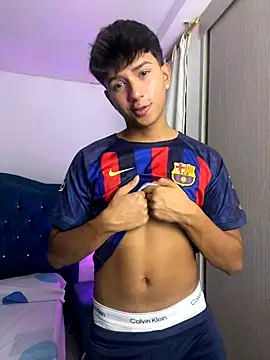 Leonarrrd 01 online show from 10.09.25