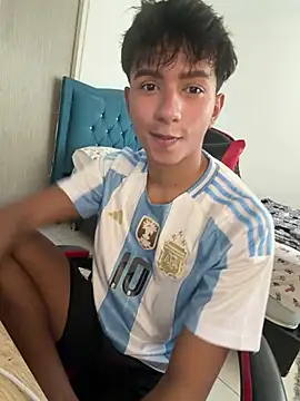 Leonarrrd 01 online show from 03.31.26