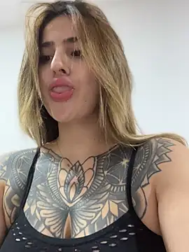 ValerieHilton online show from 12.31.24