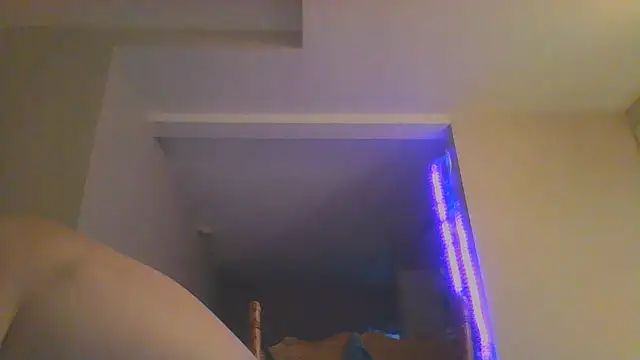 Buddy Cuck online show from 12.02.25