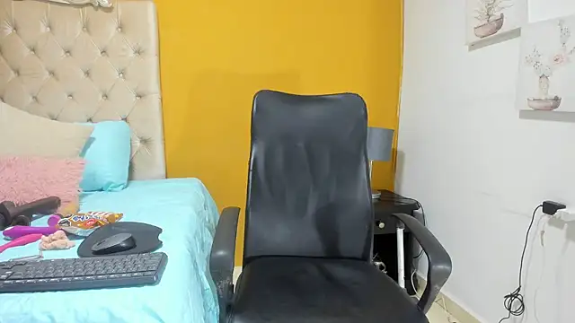 rousse sexyandhot online show from 01.09.26