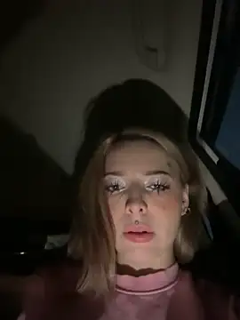 LoraaDoll online show from 11.10.25