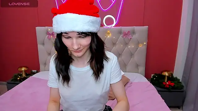 Lili flowerr online show from 01.02.25