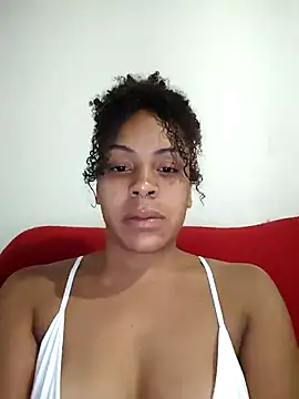Julia Pretinha online show from 05.01.26