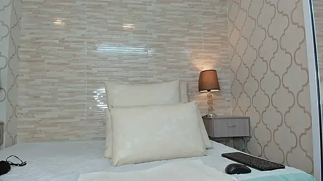 Snapshot of ZoeSmitth chatting on 01.30.25 ZoeSmitth online show from 01.30.25