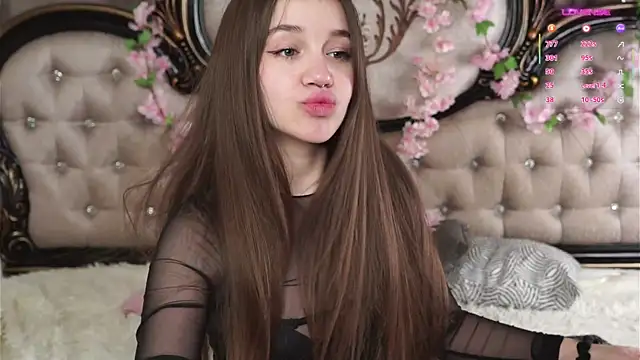 AmiLewis online show from 04.05.26