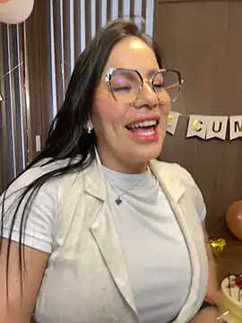 Snapshot of Miah_gomez_ chatting on 01.30.25 Miah gomez online show from 01.30.25
