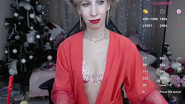 Snapshot of AdrianaSea chatting on 12.14.24 AdrianaSea online show from 12.14.24