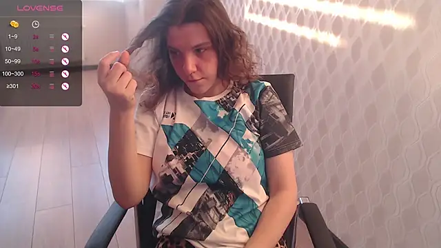 LisaHeart online show from 02.17.26