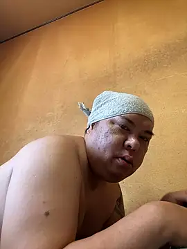 Snapshot of punk0805 chatting on 09.11.25 punk0805 online show from 09.11.25