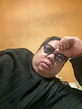 Snapshot of punk0805 chatting on 02.04.26 punk0805 online show from 02.04.26