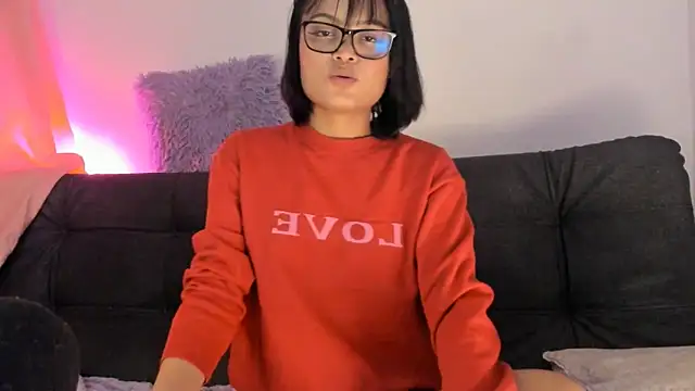 Snapshot of unu_nai chatting on 03.02.25 unu nai online show from 03.02.25