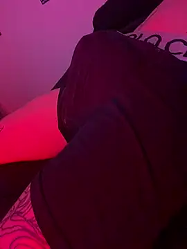 xChrisjThomW online show from 07.28.26