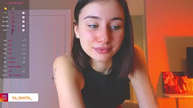 Snapshot of Vostok-6 chatting on 12.10.24 Vostok-6 online show from 12.10.24