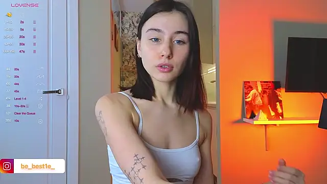 Snapshot of Vostok-6 chatting on 02.19.25 Vostok-6 online show from 02.19.25