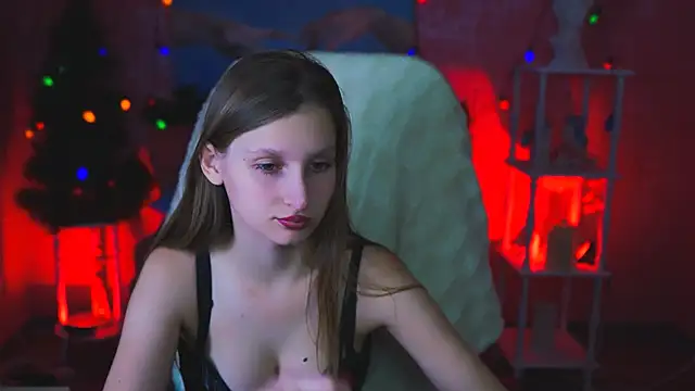 EllaHorton online show from 12.05.24