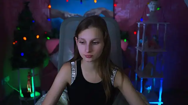 EllaHorton online show from 01.10.25