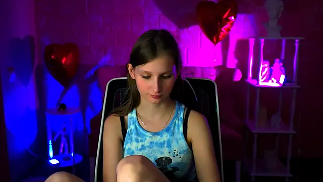 EllaHorton online show from 03.14.25