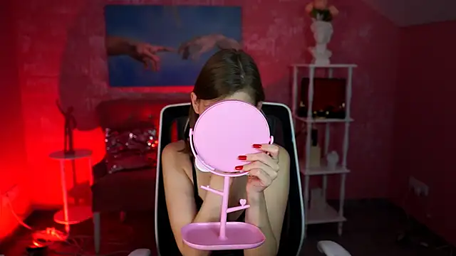 EllaHorton online show from 04.12.26