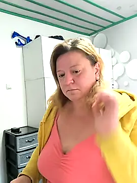 jusichka online show from 09.11.25