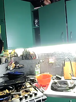 jusichka online show from 10.19.25